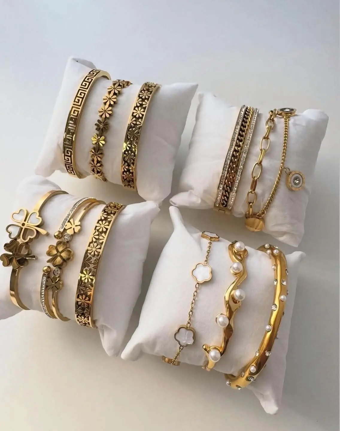 BABY BANGLES