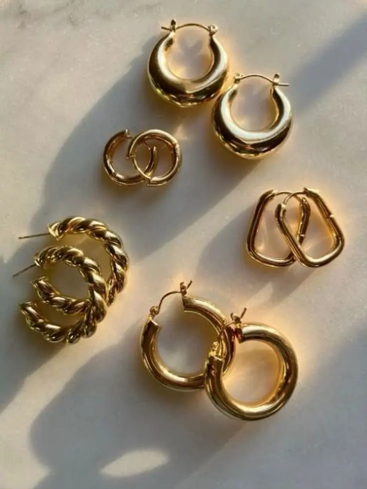 EARINGS